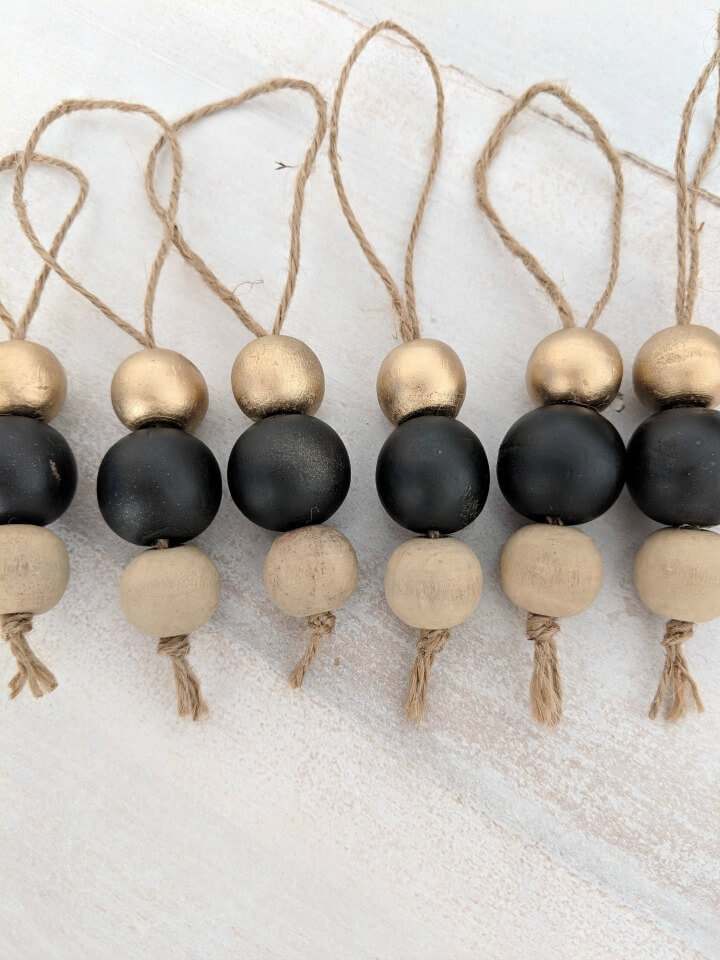 Black & Gold Wooden Bead Ornaments northernfeeling.com