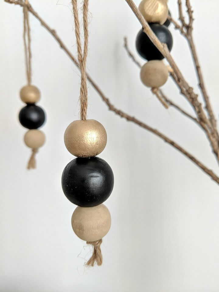 Black & Gold Wooden Bead Ornaments northernfeeling.com