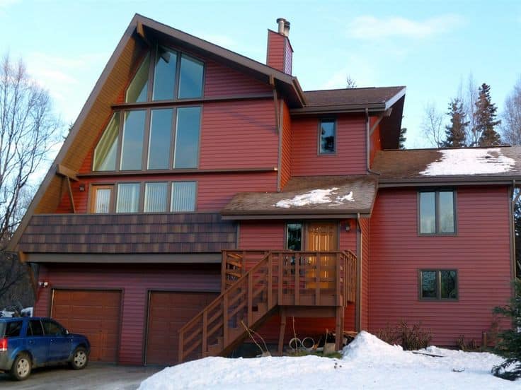 Rustic Brown with Contrasting Red Shades