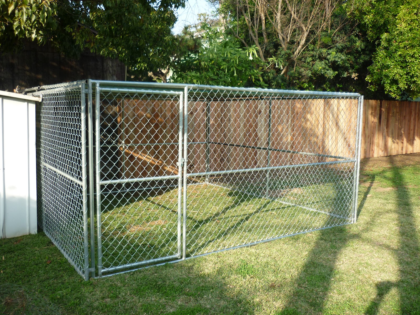 Chain Link Dog Kennel.