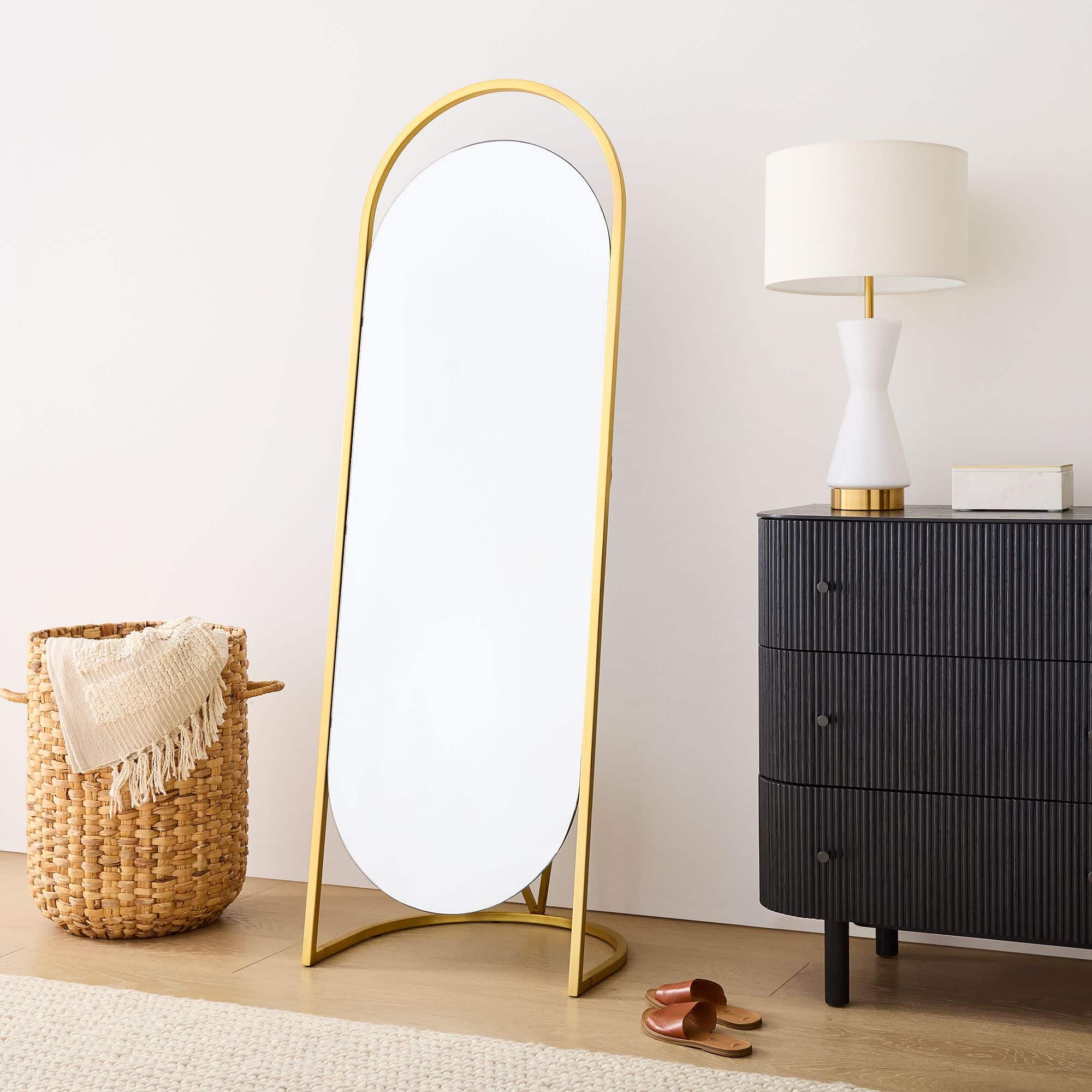 Folded Elipse Standing Mirror