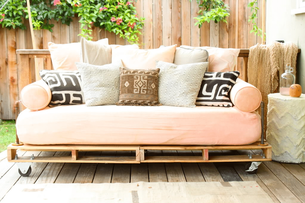 Outdoor Daybed