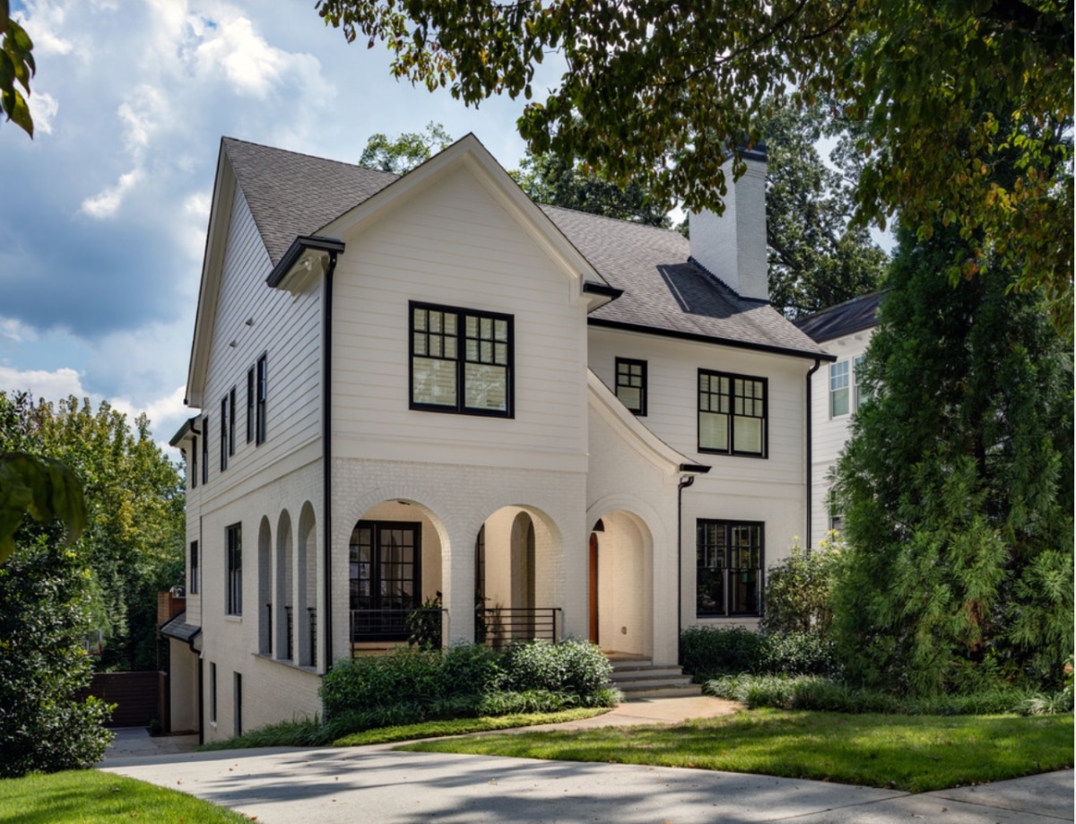 Residential Lodge Architecture