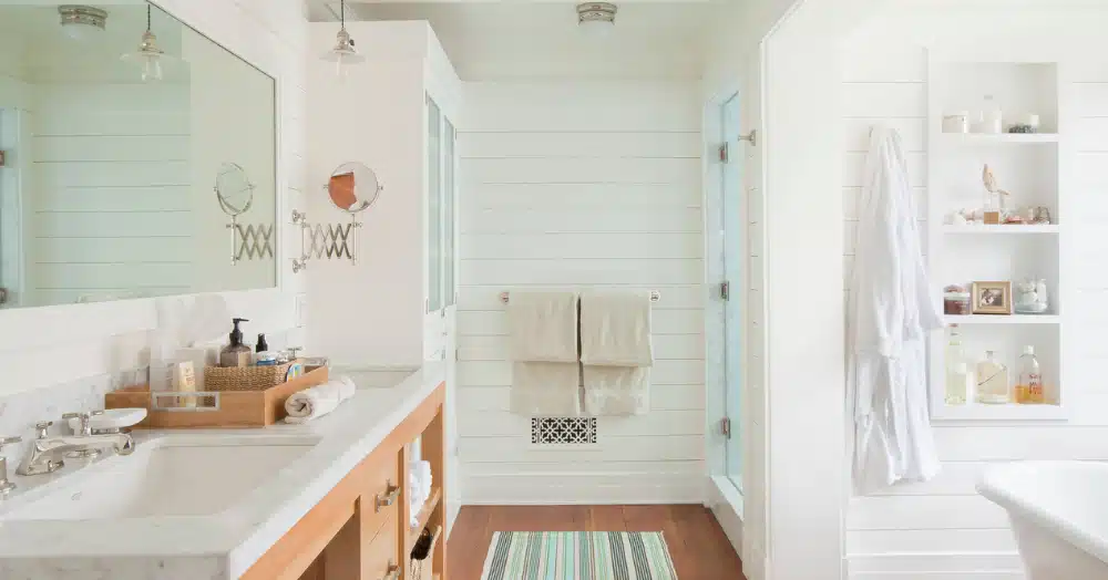 Shiplap Towel Area .png