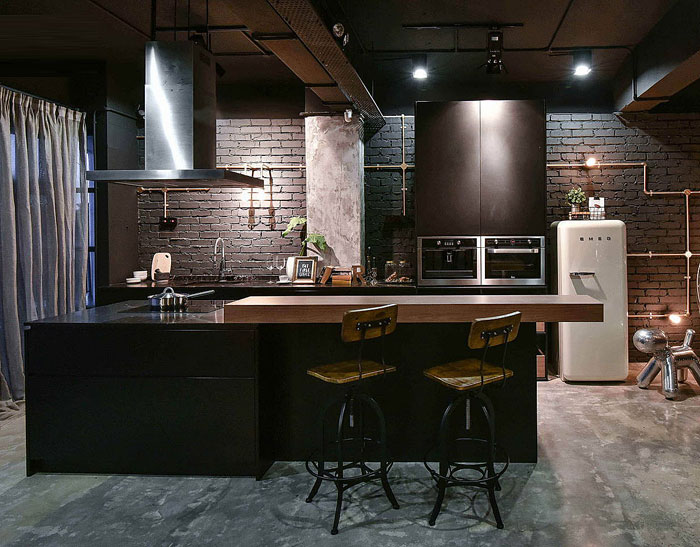 Beautiful Black Kitchens That Will Make You Want to Move to Dark Side