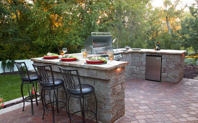Easy DIY Outdoor Grill Station Ideas to Make this Weekend