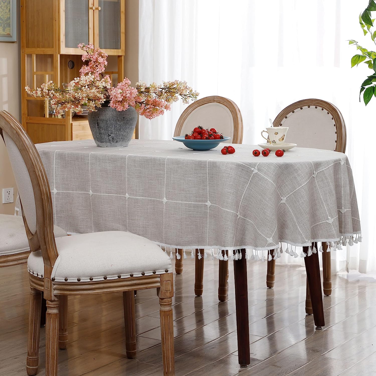 Oval Tabletop Dining Table