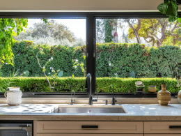 paint window trim black