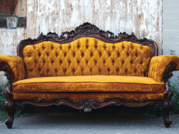 Antique Furniture Shipping Tips: Your Relocation Guide