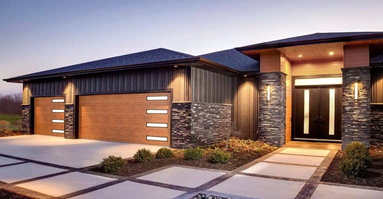 Garage for a New Door Installation